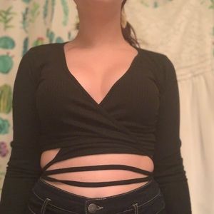 women’s tie crop